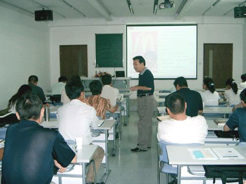 清华大学战略经营高级研修班开课现场